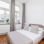 2 Bedroom With Ac - Augustianska 1 Apartment Krakow