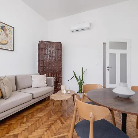 Apartment 2 Bedroom With Ac - Augustianska 1 *